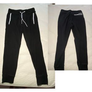 American Eagle joggers!